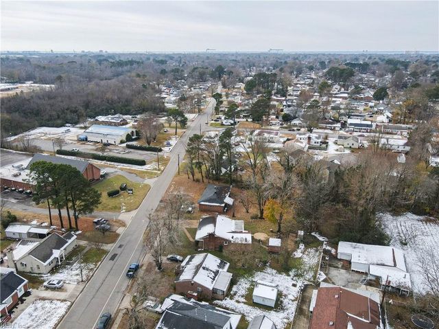 34 Joynes RD, Hampton, VA 23666