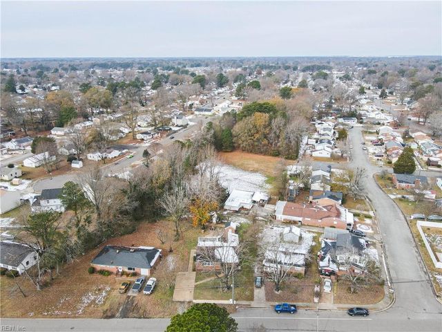 34 Joynes RD, Hampton, VA 23666