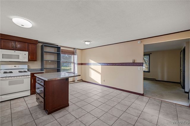 6354 Oconnor Drive, Lockport Town, NY 14094