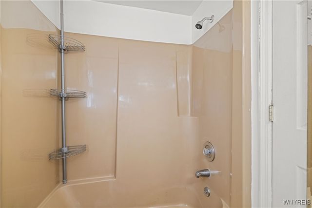 6354 Oconnor Drive, Lockport Town, NY 14094