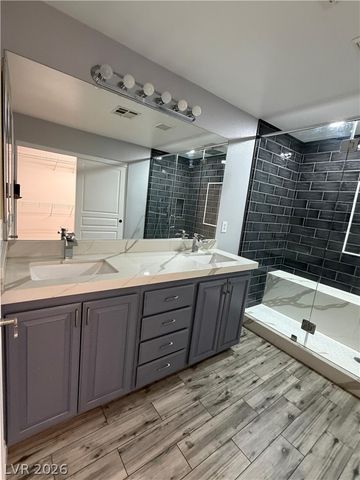 10549 WINTER GRASS Drive, Las Vegas, NV 89135