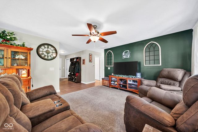 397 Jefferson Valley, Coatesville, IN 46121