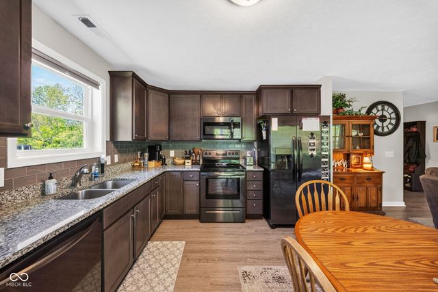 397 Jefferson Valley, Coatesville, IN 46121
