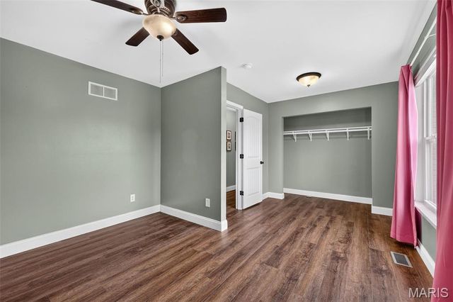 236 Victoria Park Avenue, Wentzville, MO 63385