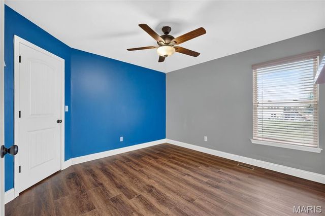 236 Victoria Park Avenue, Wentzville, MO 63385