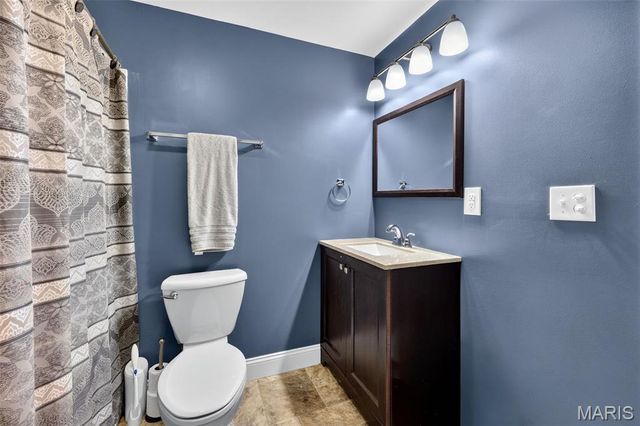 236 Victoria Park Avenue, Wentzville, MO 63385