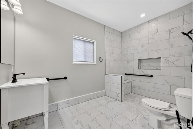 236 Victoria Park Avenue, Wentzville, MO 63385