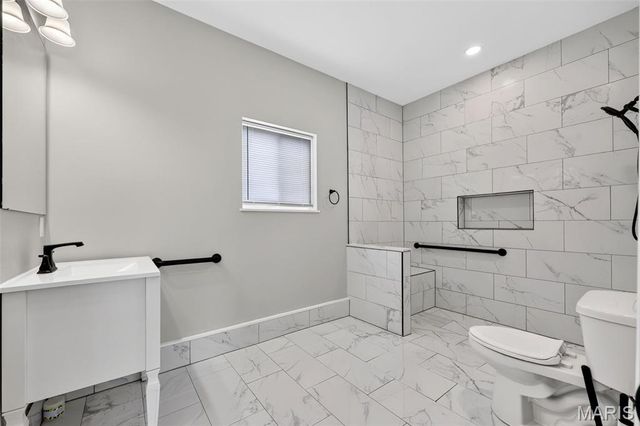 236 Victoria Park Avenue, Wentzville, MO 63385