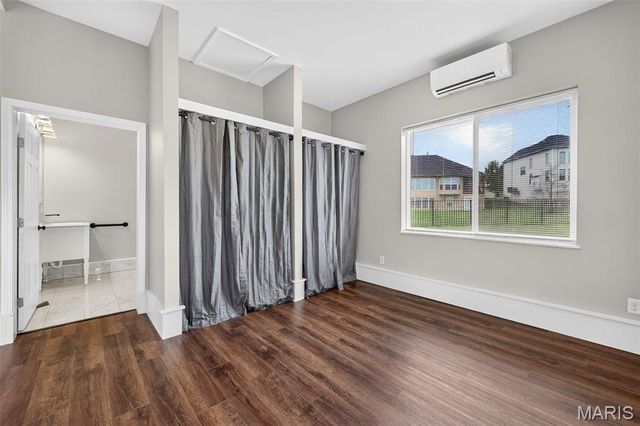 236 Victoria Park Avenue, Wentzville, MO 63385