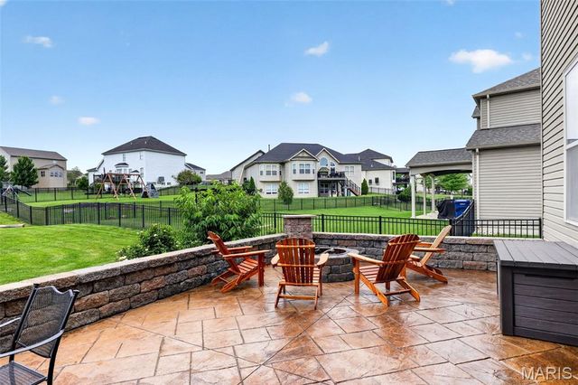 236 Victoria Park Avenue, Wentzville, MO 63385