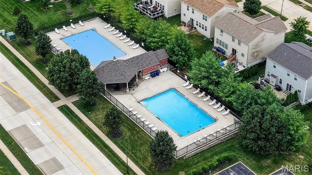 236 Victoria Park Avenue, Wentzville, MO 63385