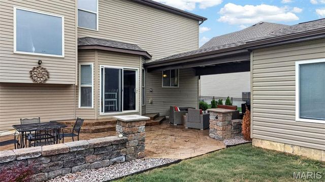 236 Victoria Park Avenue, Wentzville, MO 63385