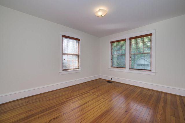 302 2ND AVE, Haddon Heights, NJ 08035