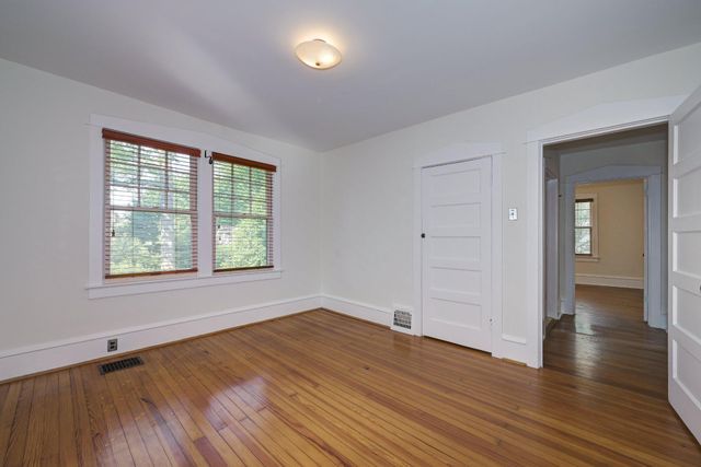302 2ND AVE, Haddon Heights, NJ 08035