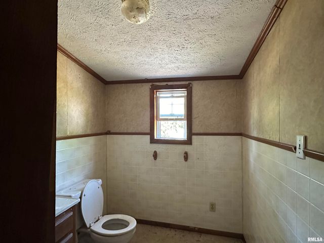 5672 Old Route 13 Road, Carterville, IL 62918