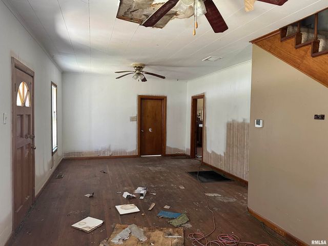 5672 Old Route 13 Road, Carterville, IL 62918