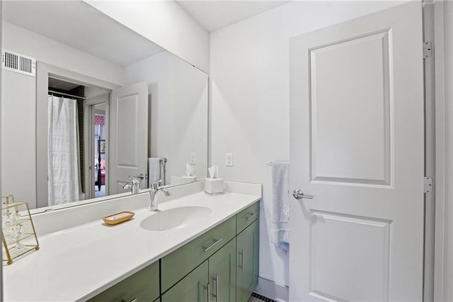 130 MORSE Avenue, Liberty, MO 64068