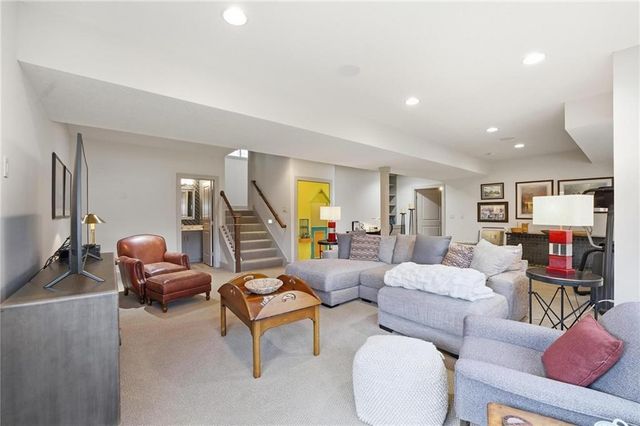 130 MORSE Avenue, Liberty, MO 64068