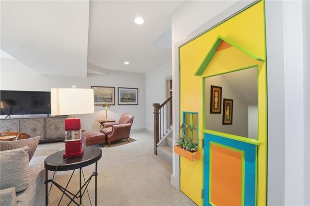 130 MORSE Avenue, Liberty, MO 64068