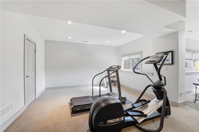 130 MORSE Avenue, Liberty, MO 64068