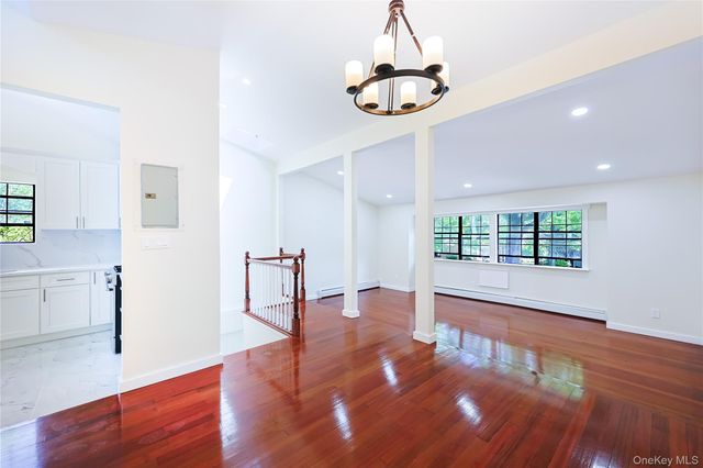 408 121st Street 26, Flushing, NY 11356
