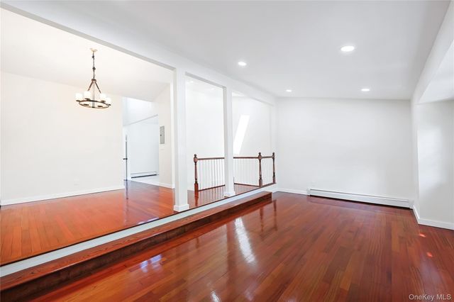 408 121st Street 26, Flushing, NY 11356