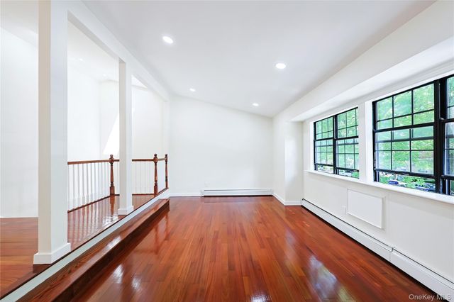 408 121st Street 26, Flushing, NY 11356