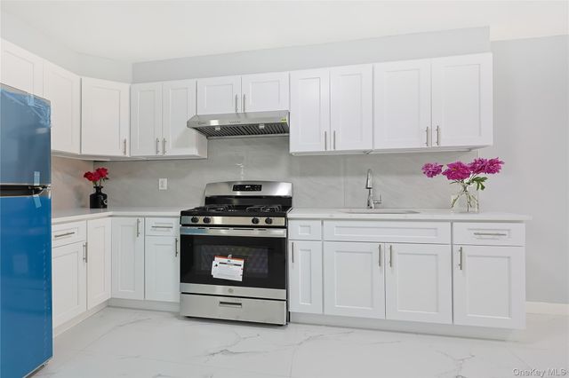 408 121st Street 26, Flushing, NY 11356
