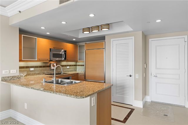 322 Karen Avenue 604, Las Vegas, NV 89109