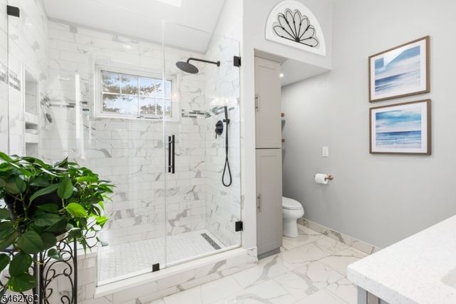 96 Carol Pl, Wayne Twp., NJ 07470