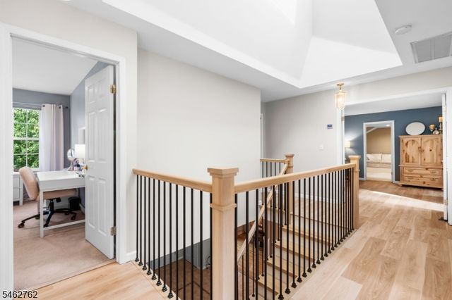 96 Carol Pl, Wayne Twp., NJ 07470