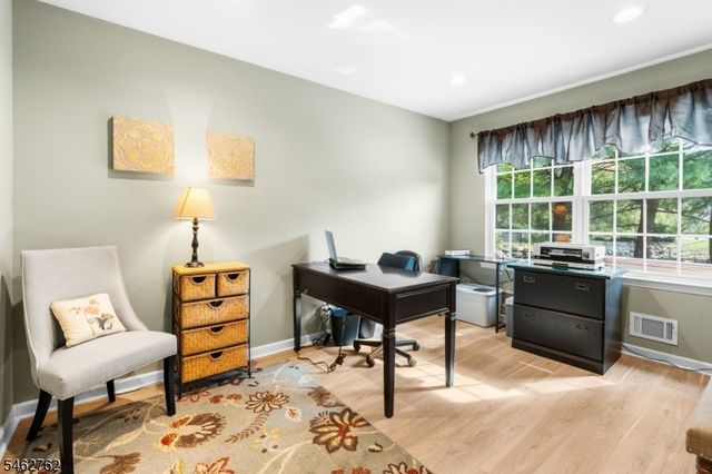 96 Carol Pl, Wayne Twp., NJ 07470