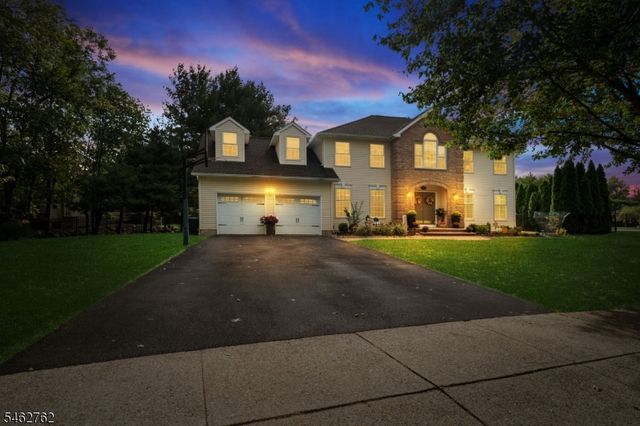 96 Carol Pl, Wayne Twp., NJ 07470