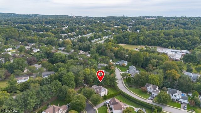 96 Carol Pl, Wayne Twp., NJ 07470