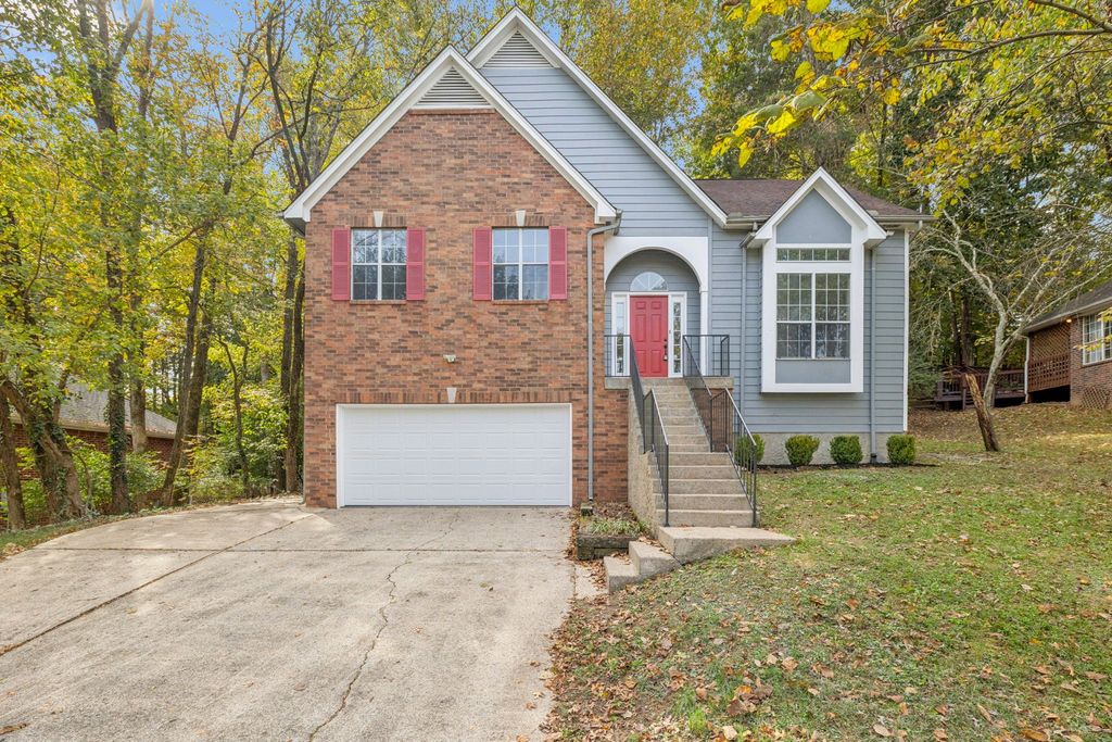 4612 Raccoon Trl, Hermitage, TN 37076