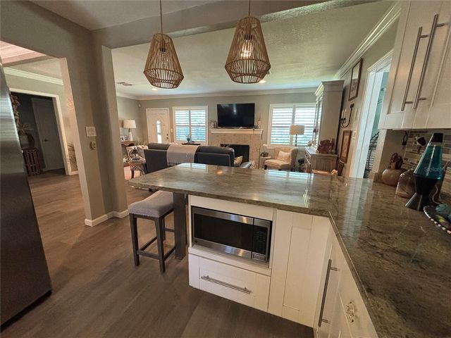 4805 W LEONA STREET, Tampa, FL 33629