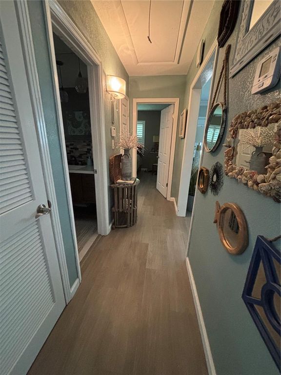 Image 13 of property listing at 4805 W LEONA STREET, Tampa, FL 33629