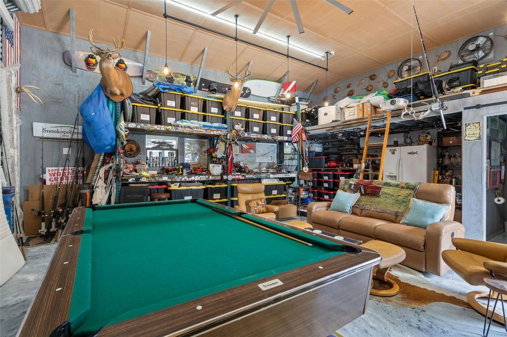 Image 30 of property listing at 4805 W LEONA STREET, Tampa, FL 33629