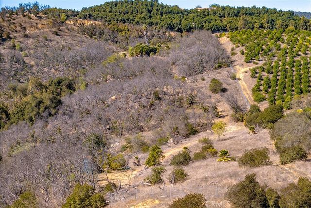 34 Los Gatos Road, Temecula, CA 92590