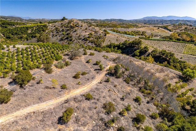 34 Los Gatos Road, Temecula, CA 92590