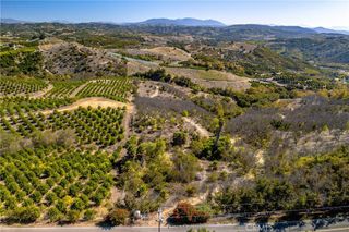 34 Los Gatos Road, Temecula, CA 92590