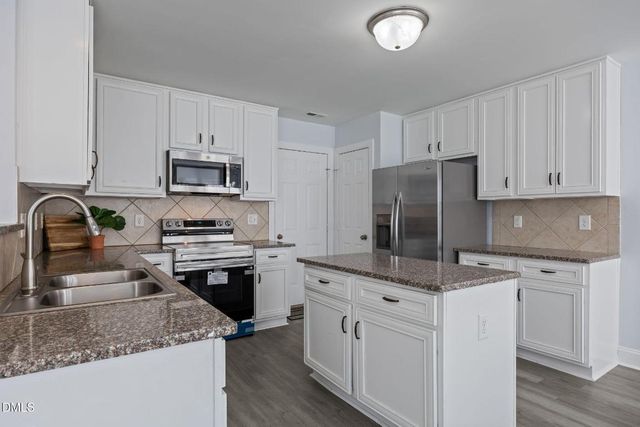 1124 Kingman Drive, Knightdale, NC 27545