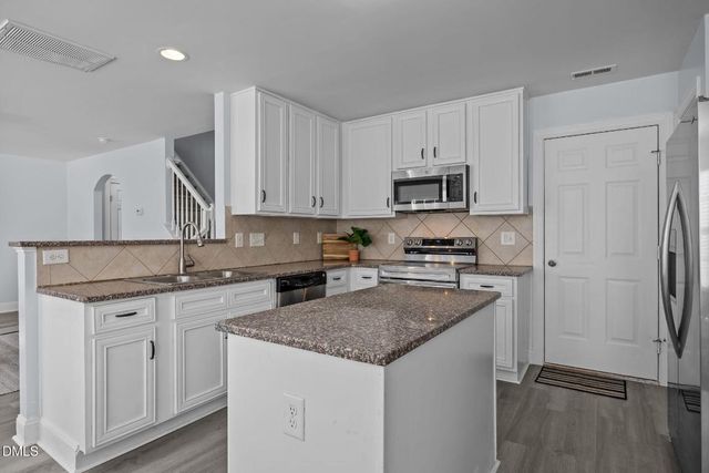 1124 Kingman Drive, Knightdale, NC 27545