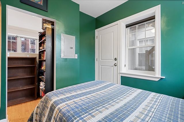 2707 N Mildred Avenue 1B, Chicago, IL 60614