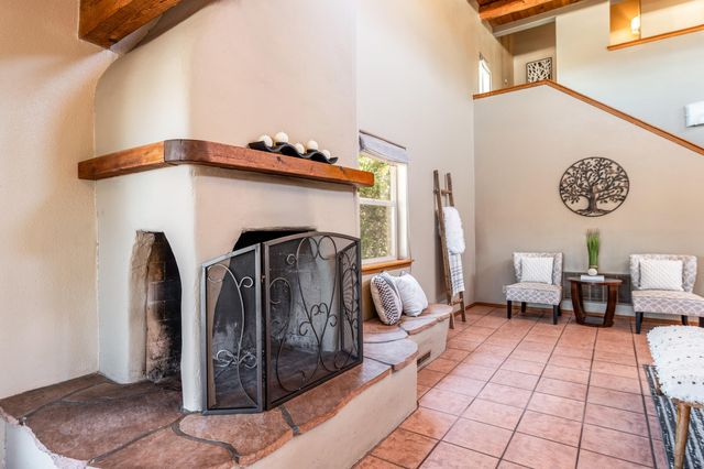 27 Las Huertas Road, Placitas, NM 87043
