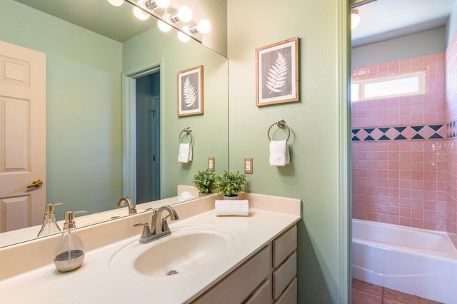 27 Las Huertas Road, Placitas, NM 87043