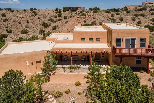 27 Las Huertas Road, Placitas, NM 87043