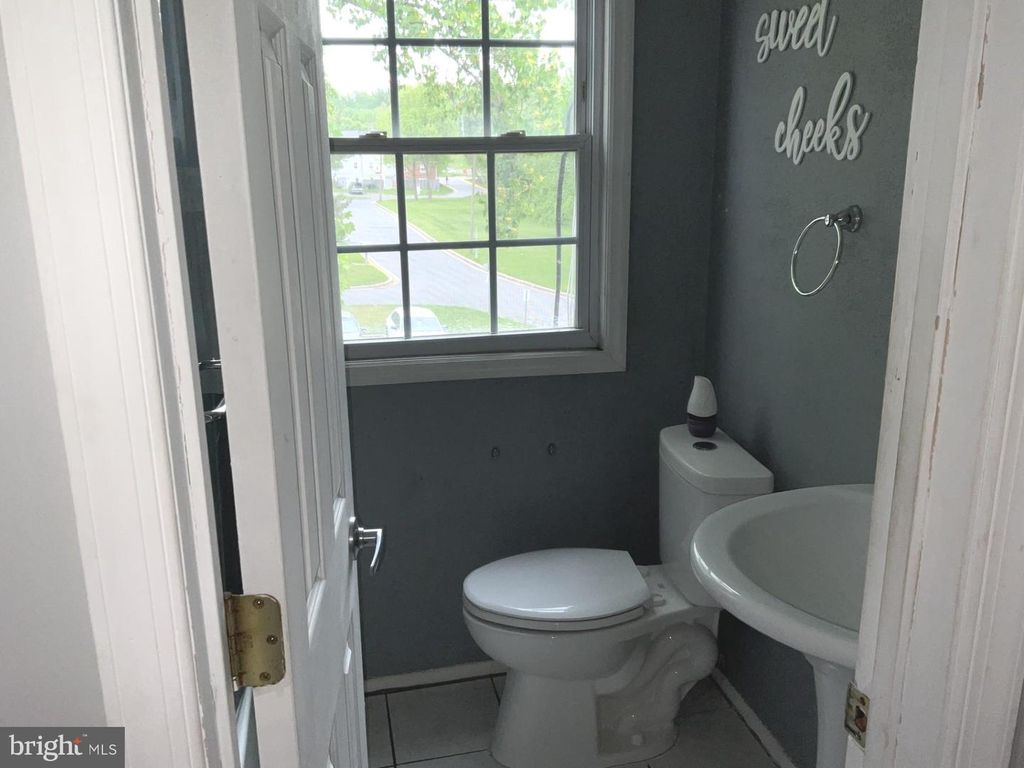 Image 11 of property listing at 37 WATKINS PARK DR #19, Upper Marlboro, MD 20774