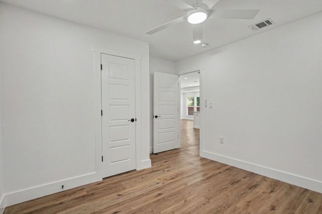 2117 Montana Trail, Grand Prairie, TX 75052