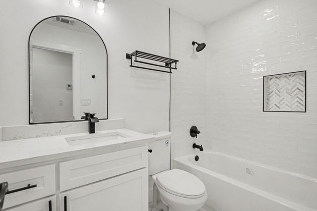2117 Montana Trail, Grand Prairie, TX 75052
